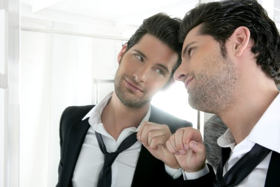 12 indicii pentru a recunoaste un narcisist