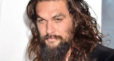 Jason Momoa si-a ras barba si nu mai seamana deloc cu Khal Drogo!